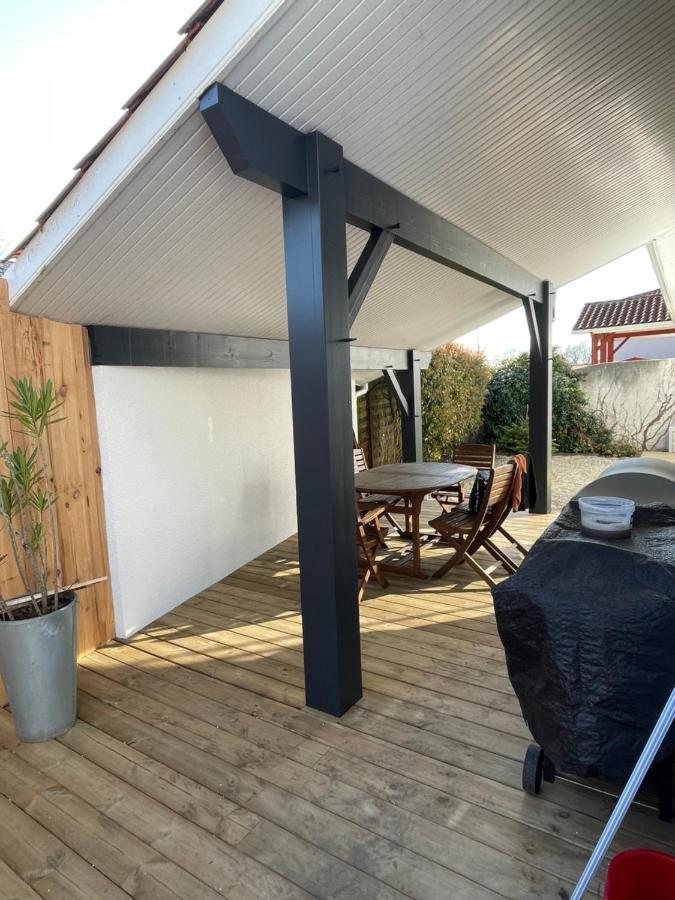 Maison A Biscarrosse Avec Piscine Et Jacuzzi Exterior foto