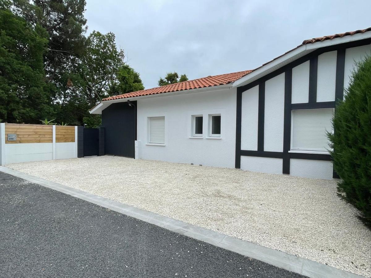 Maison A Biscarrosse Avec Piscine Et Jacuzzi Exterior foto